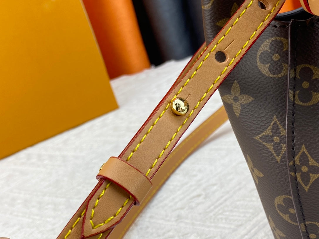New 1:1 rep Lux Bags LUV 891