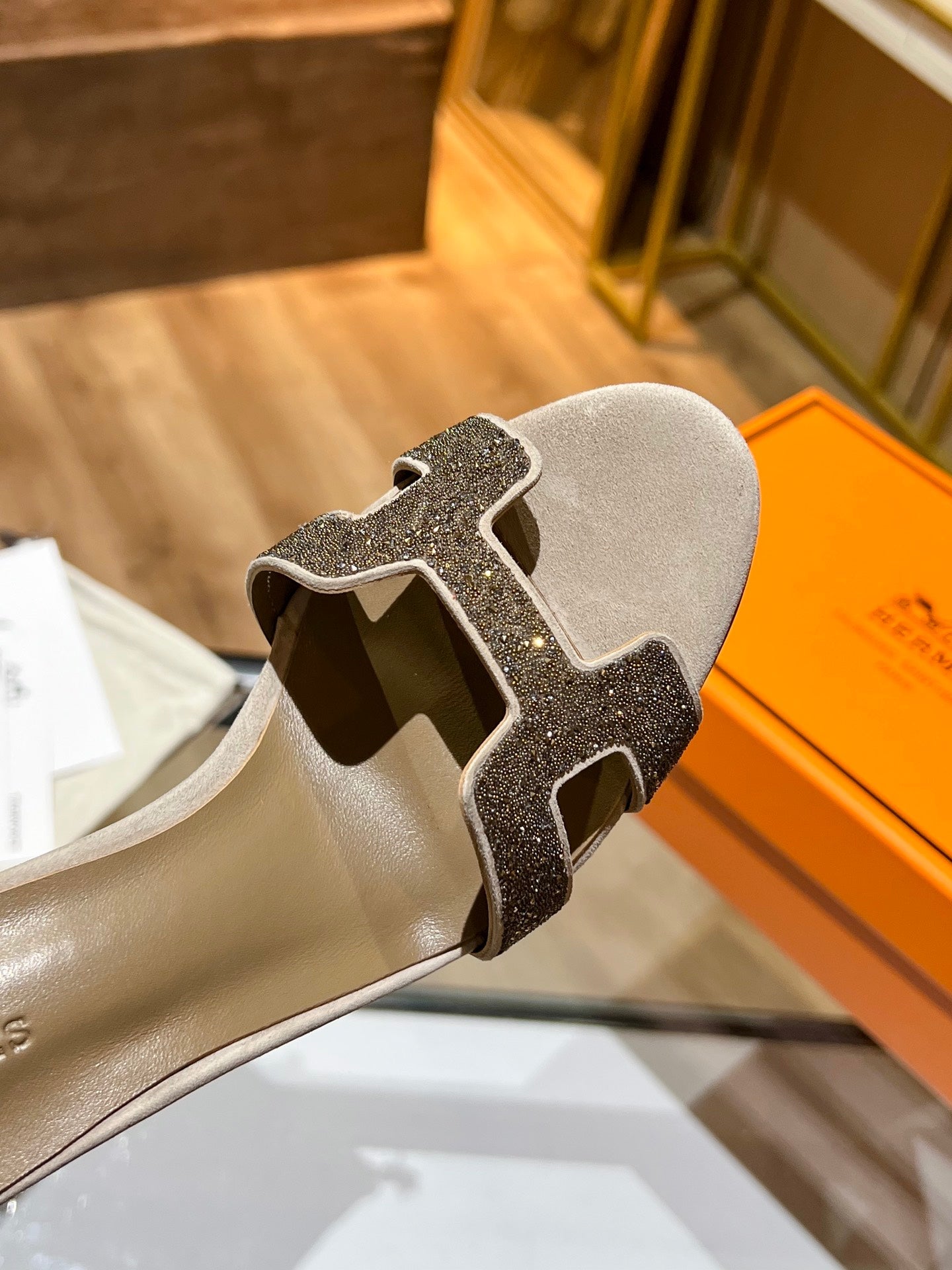 New 1:1 rep HM HIGH HEELS 026