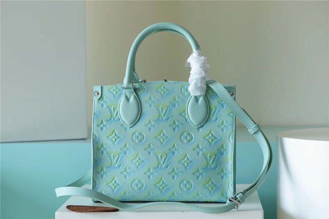 Top Quality OnTheGo PM Monogram Empreinte Light Green For Women, Womens Bags, Shoulder And Crossbody Bags 9.8in/25cm Top Quality]