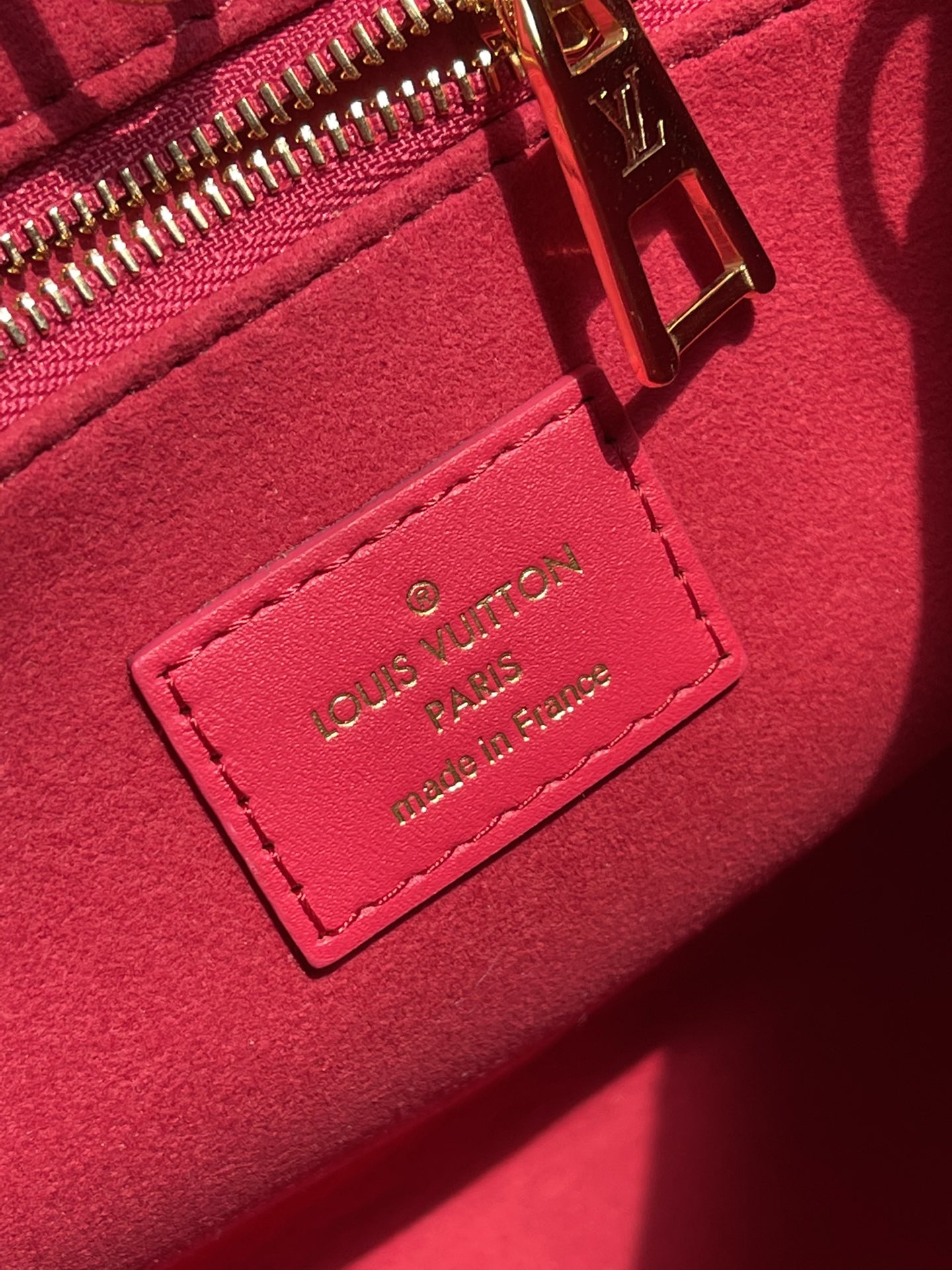 Top Quality OnTheGo PM Tote Bag Monogram Empreinte Rosy For Women, Womens Handbags, Shoulder And Crossbody Bags 9.8in/25cm Top Quality M45660