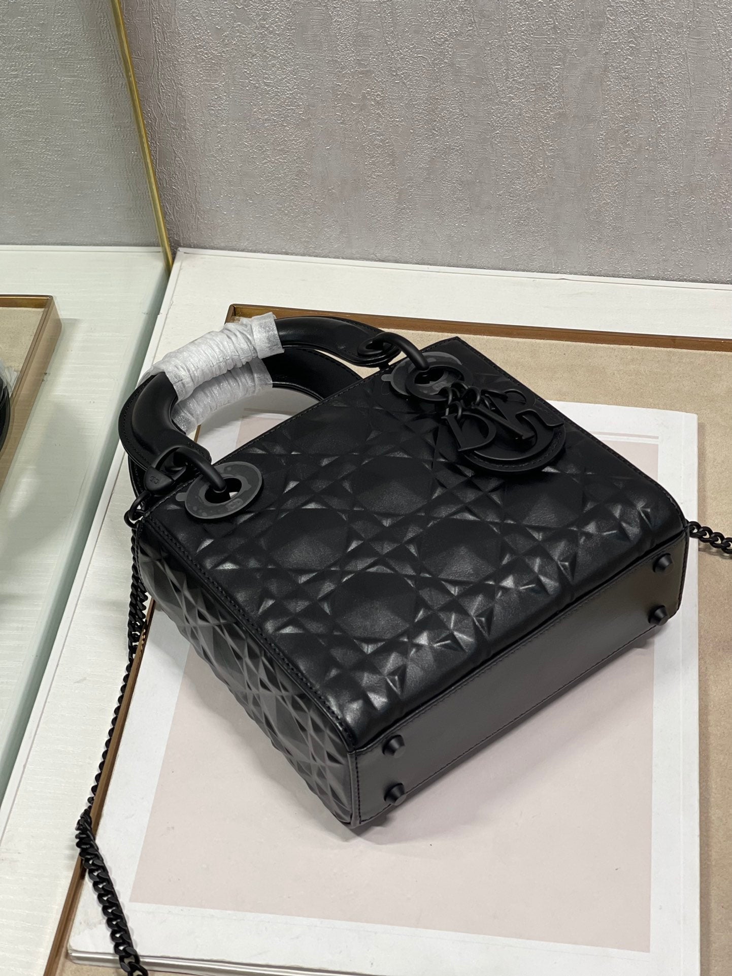 Top Quality Mini Lady Bag Cannage with Beaded Motif, Black, For Women Womens Handbags, Crossbody Bags, 17cm CD M0505SNEA_M900