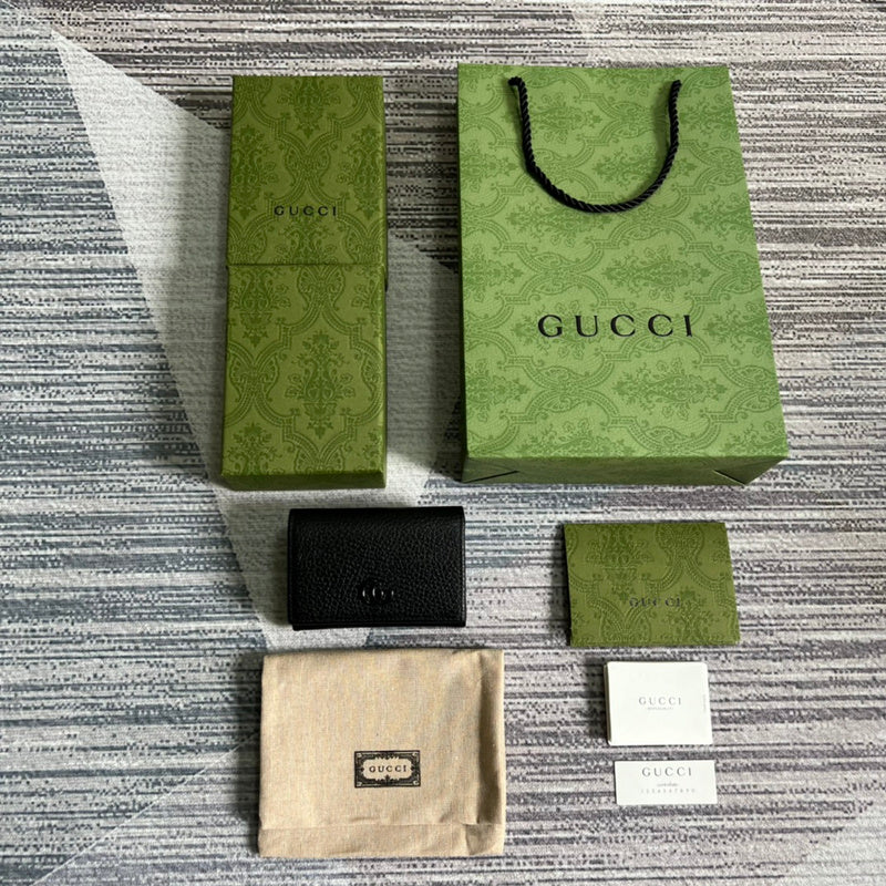 Top Quality -  Bags - 673