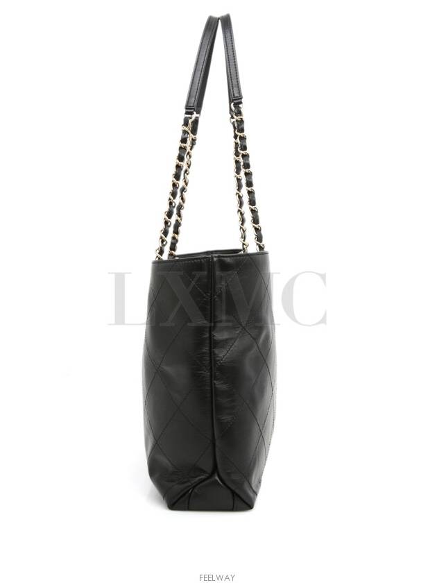 Black Matrasse Chain Shoulder Bag Quilted Medium Shopper AS2442 Chanel