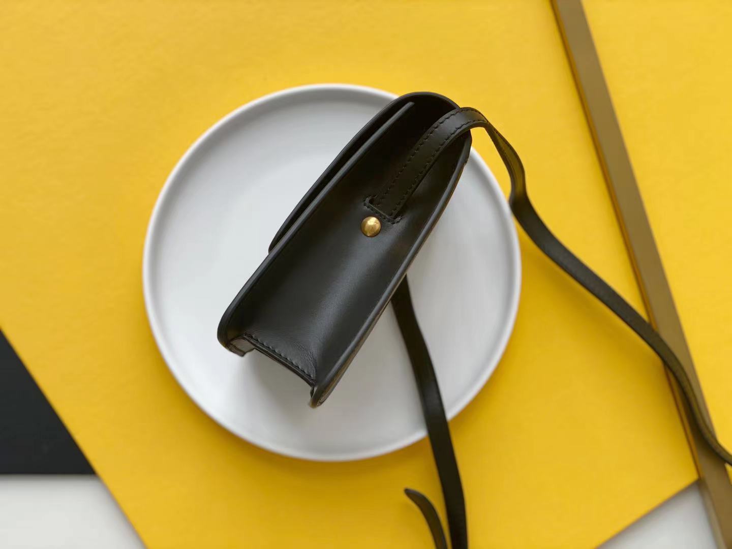 YSSL Kaia North/South Satchel Bag In Vegetable Tanned Black Material With Gold Hardware For Women 6in/18cm YSL 668809BWR0W1000