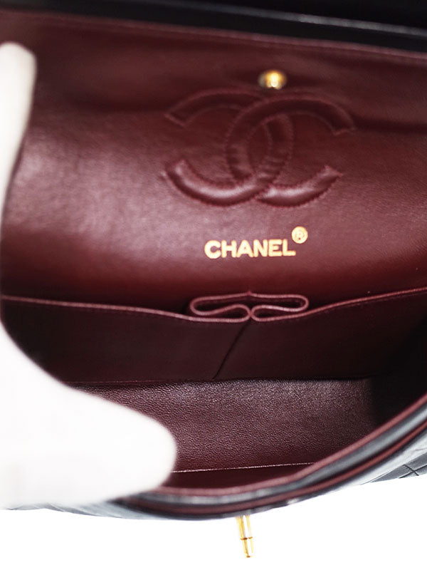 Chanel Matelasse Chain Shoulder Bag Black