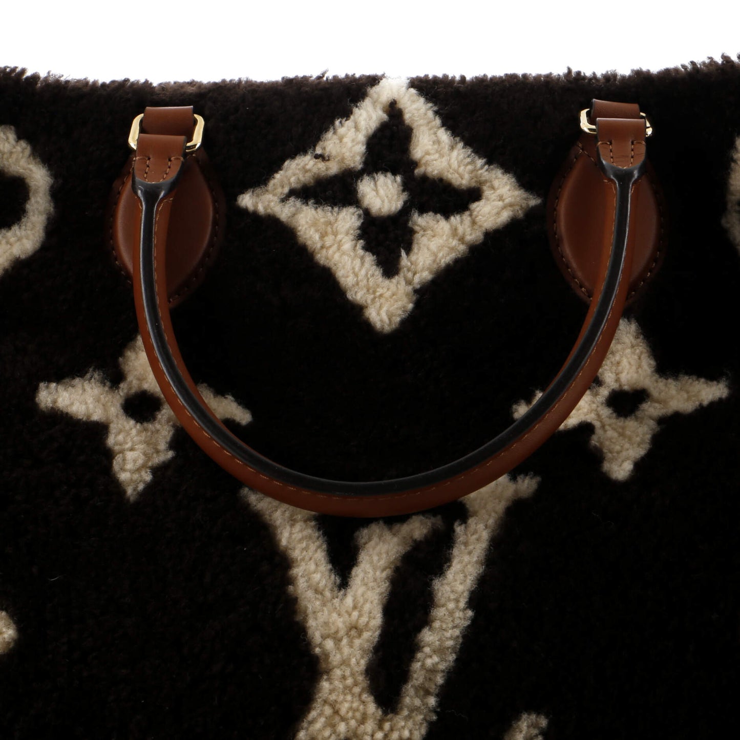 Louis Vuitton OnTheGo Tote Monogram Giant Teddy Fleece GM