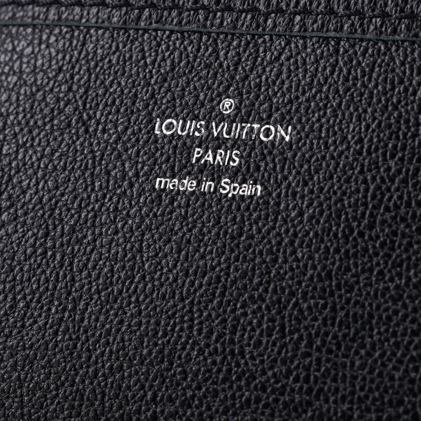 Louis Vuitton Cabas Voyage NM Taurillon Leather