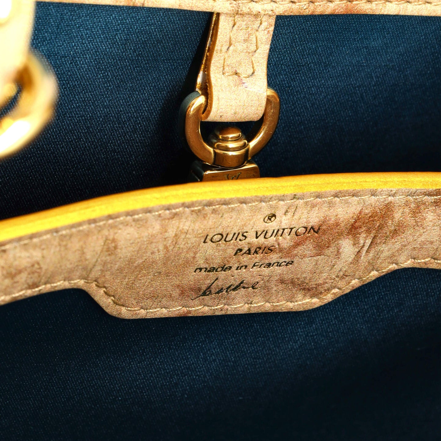 Louis Vuitton Billie Zangewa ArtyCapucines Bag Embroidered Leather MM