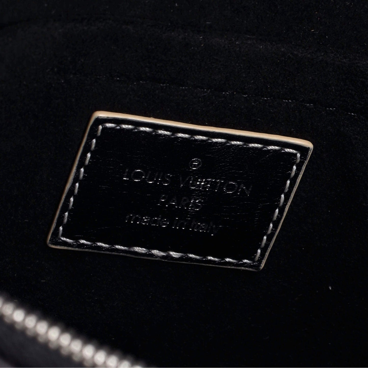 Louis Vuitton Chain It Handbag Monogram Canvas with Leather PM