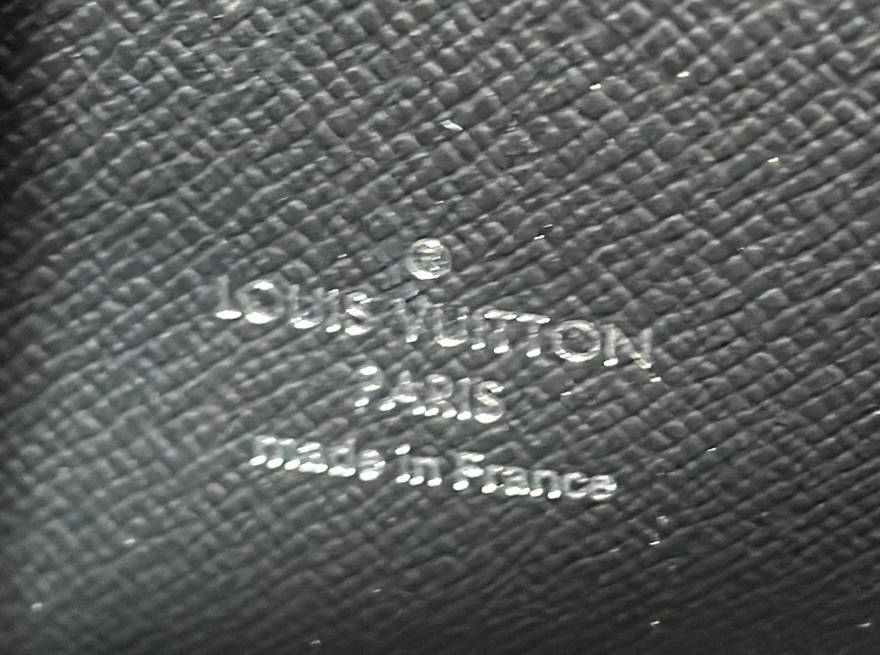 Louis Vuitton Alpha Wearable Wallet Damier Graphite