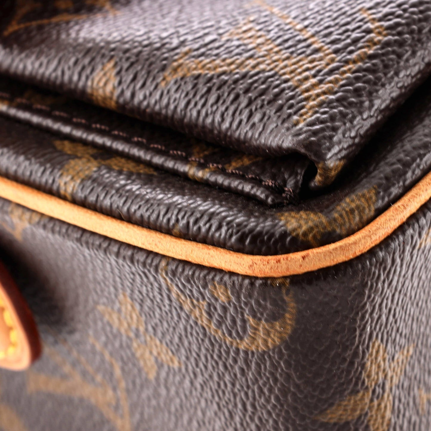 Louis Vuitton Viva Cite Handbag Monogram Canvas MM