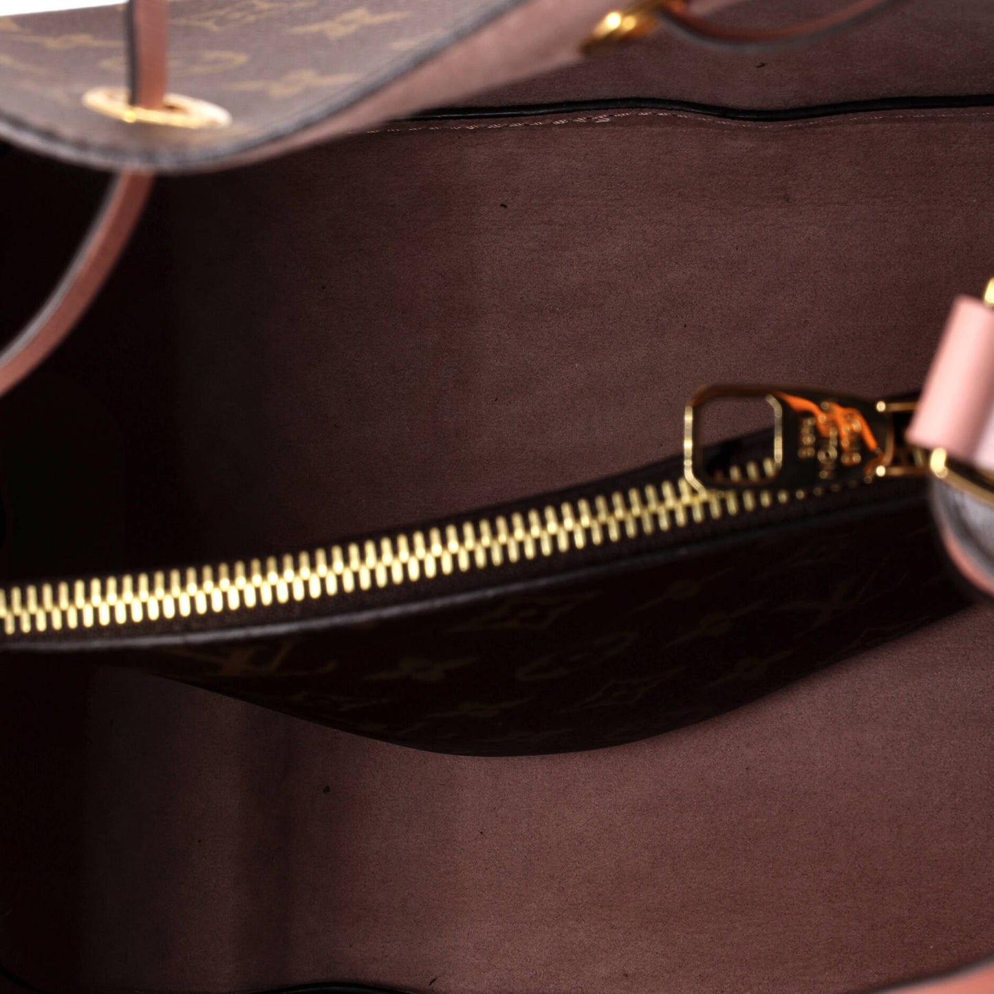 Louis Vuitton NeoNoe Handbag Monogram Canvas MM