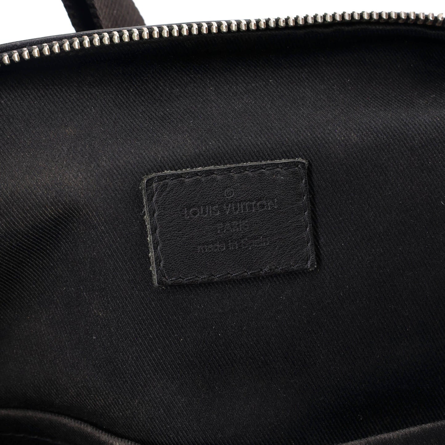 Louis Vuitton Avenue Sling Bag Damier Infini Leather