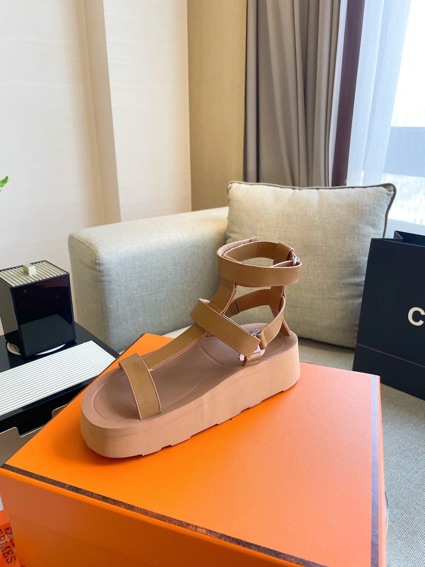 New 1:1 rep HM HIGH HEELS 054
