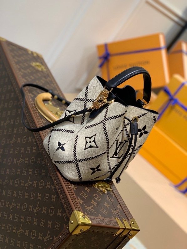 Top Quality NeoNoe Monogram Empreinte For Women,  Shoulder Bags 10.2in/26cm Top Quality M46023