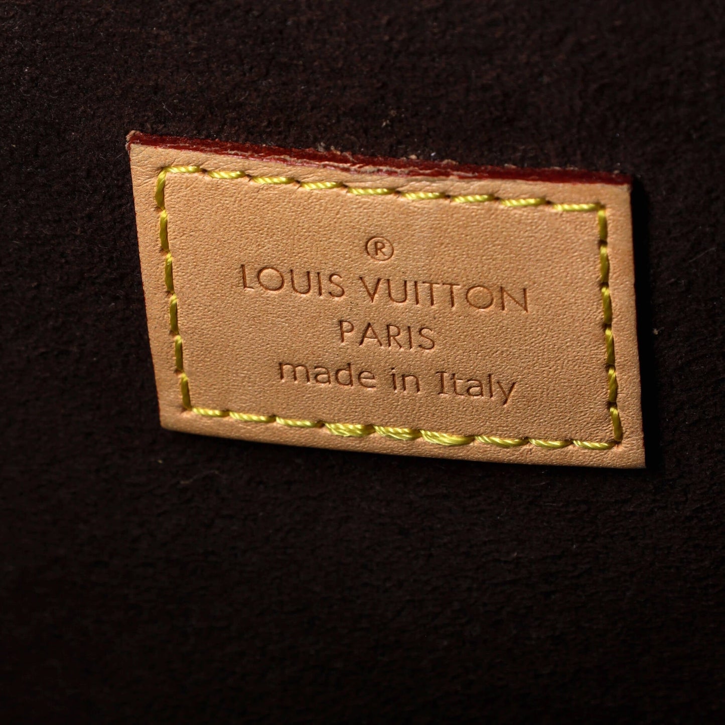 Louis Vuitton Pochette Metis Monogram Canvas