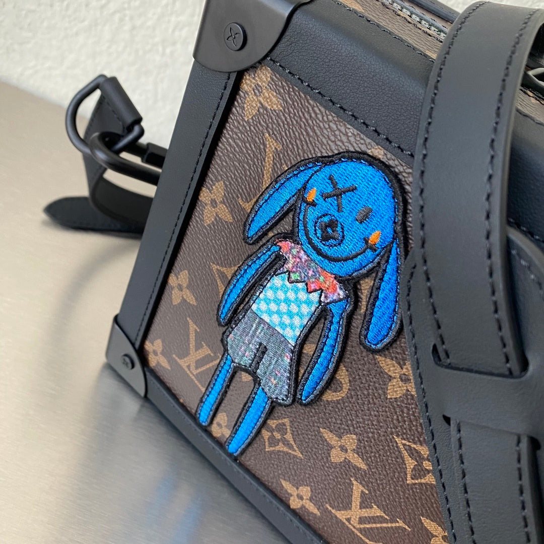 Top Quality Soft Trunk Monogram Canvas For Men, Bags, Shoulder And Crossbody Bags 9.8in/25cm Top Quality M45619