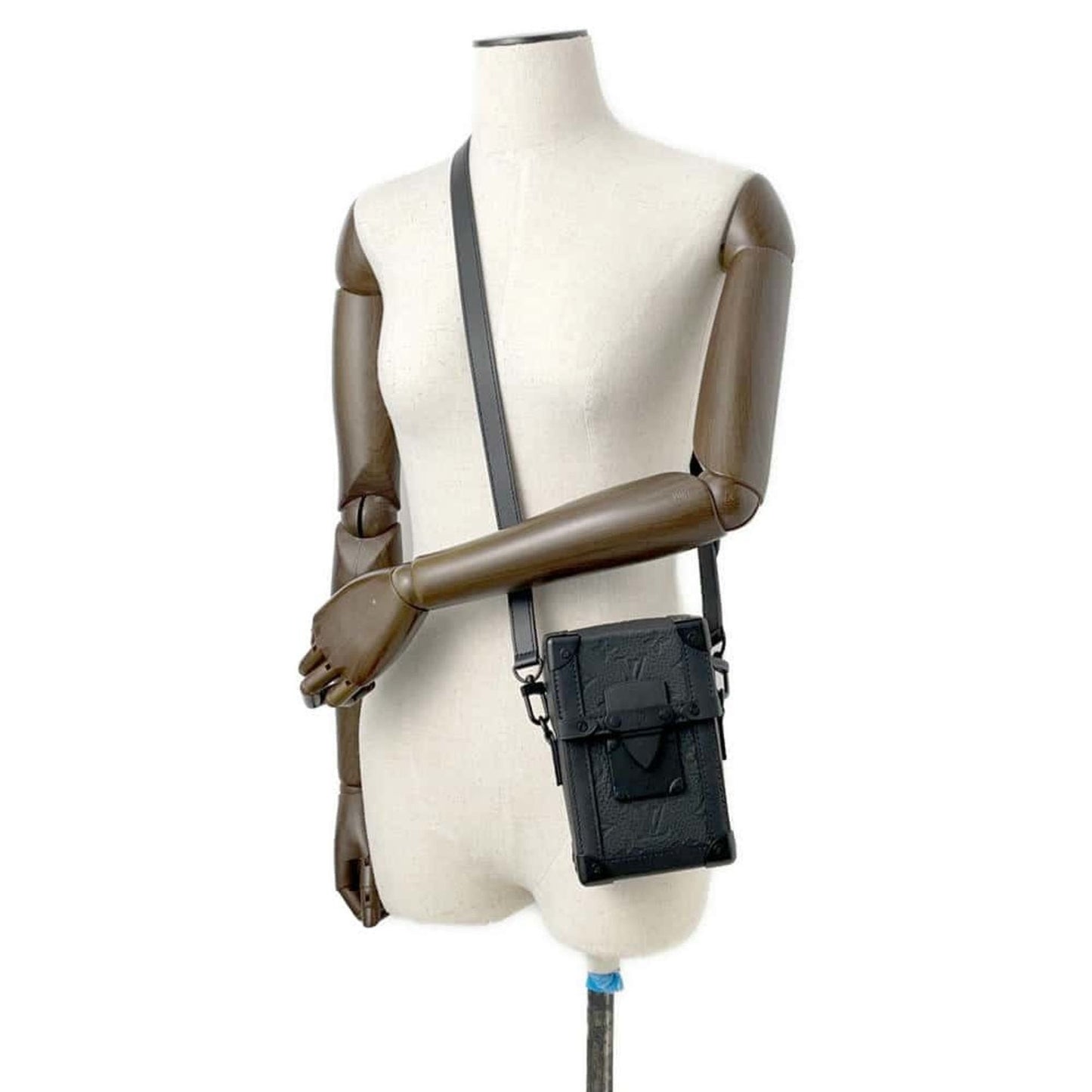 Louis Vuitton Monogram  Noir Leather Shoulder Bag