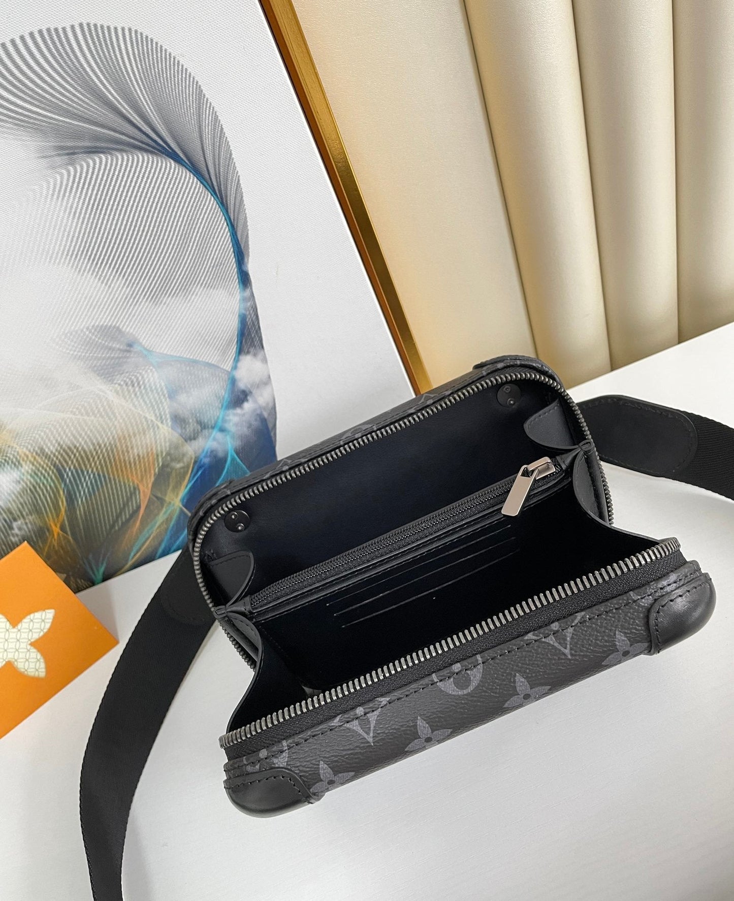 Top Quality Horizon Clutch Monogram Eclipse For Men, Bags, Shoulder And Crossbody Bags 8.3in/21cm Top Quality M45579