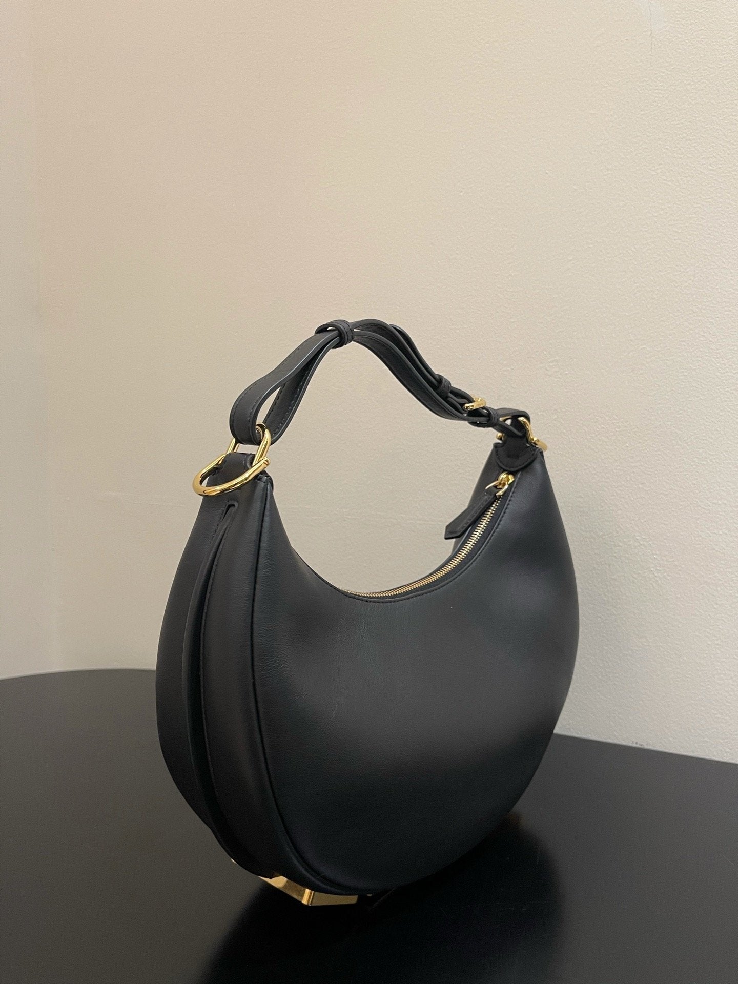 Top QualityTop Quality Top QualityTop Qualitygraphy Small Black For Women, Women’s Handbags, Shoulder Bags 11in/29cm  8BR798A5DYF1HEJ