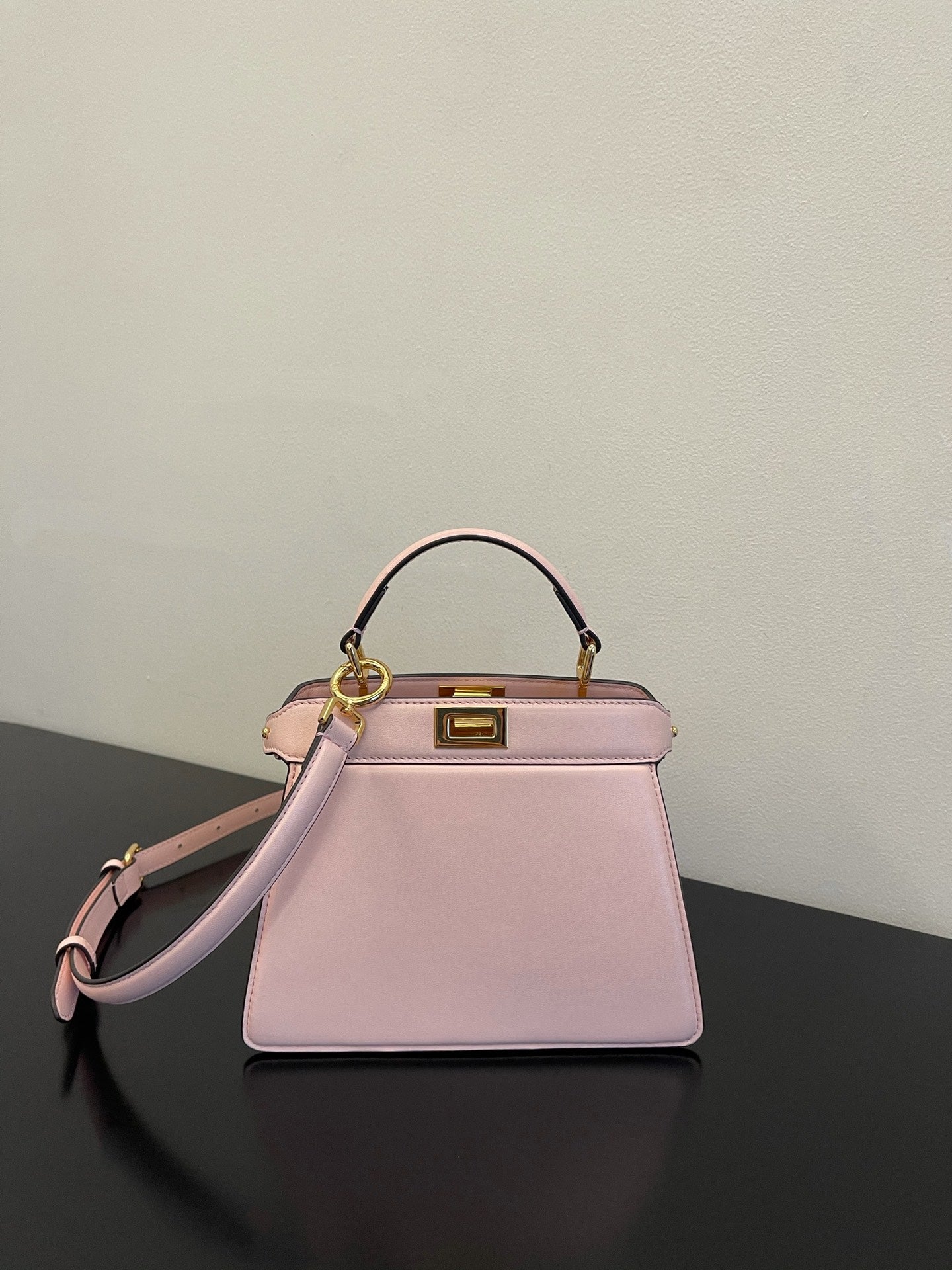 Top QualityTop Quality Peekaboo ISeeU Petite Beige Bag Small For Woman 20cm/8in