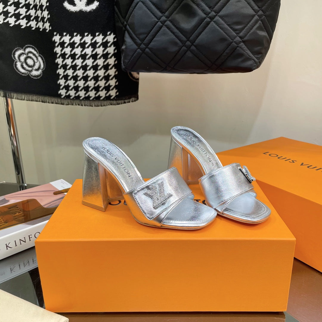 New 1:1 rep LUV High Heel Shoes 024