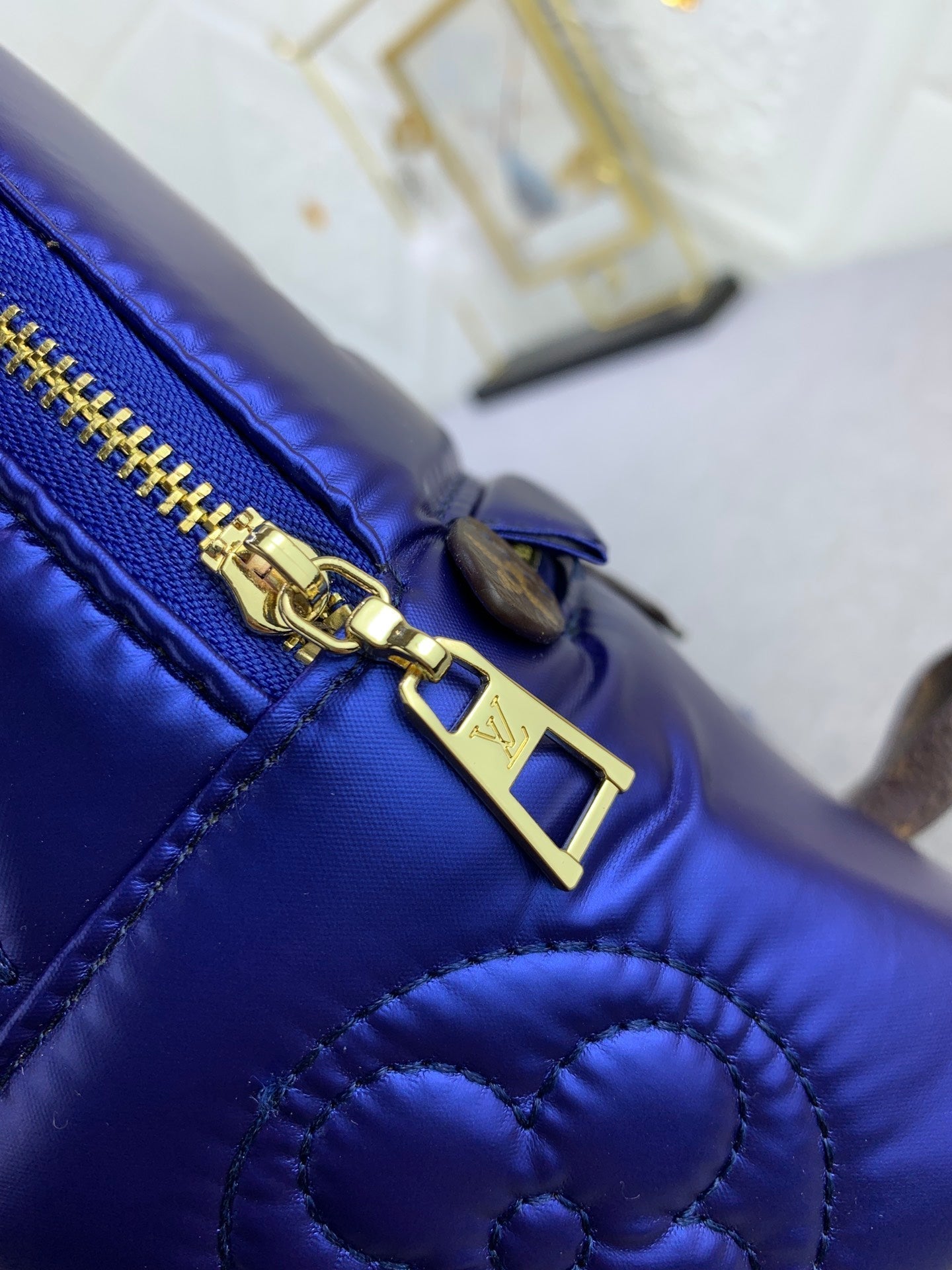 EN - New 1:1 rep Bag LUV 642