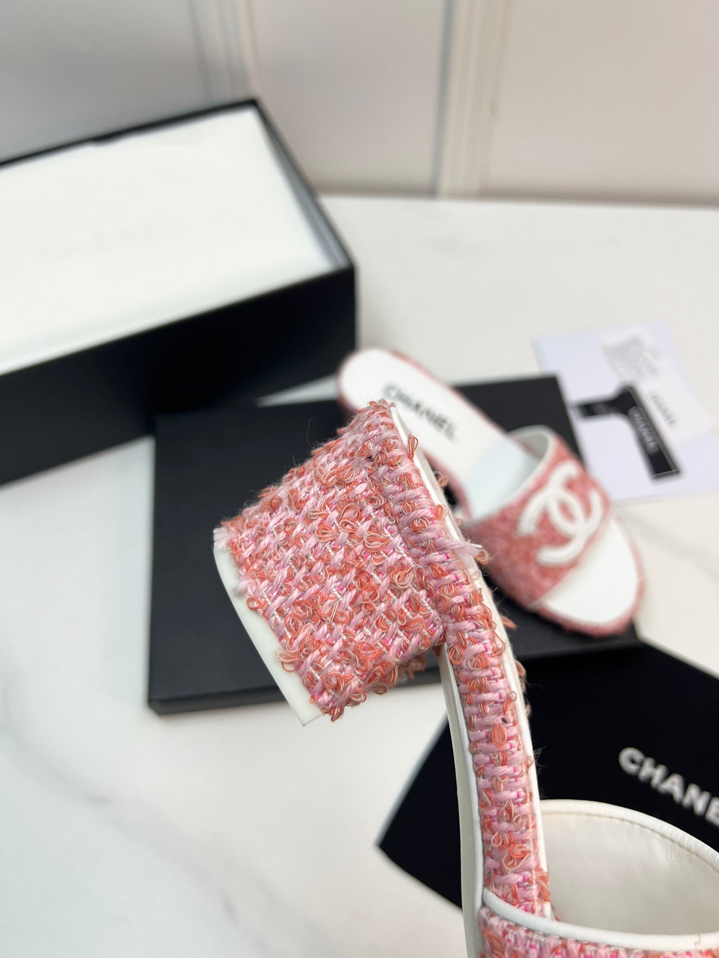 New 1:1 rep CHL High Heel Shoes 056