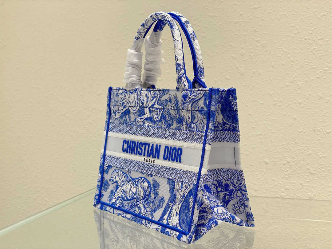 Top Quality Small Book Tote Blue, For Women, Womens Handbags 26.5cm/10.5in CD M1265ZRVJ_M808