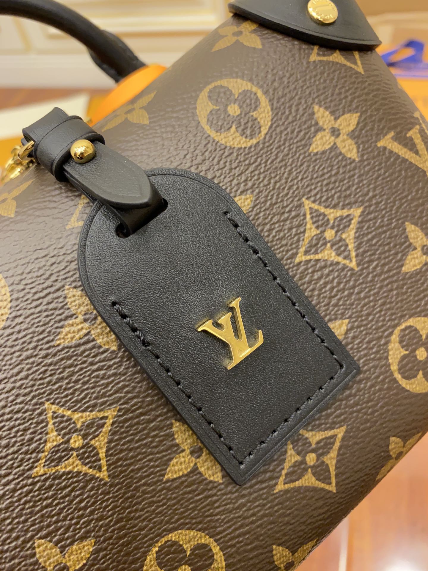 Top Quality Petite Malle Souple Monogram Canvas Black For Women, WoHandbags 7.9in/20cm Top Quality M45571