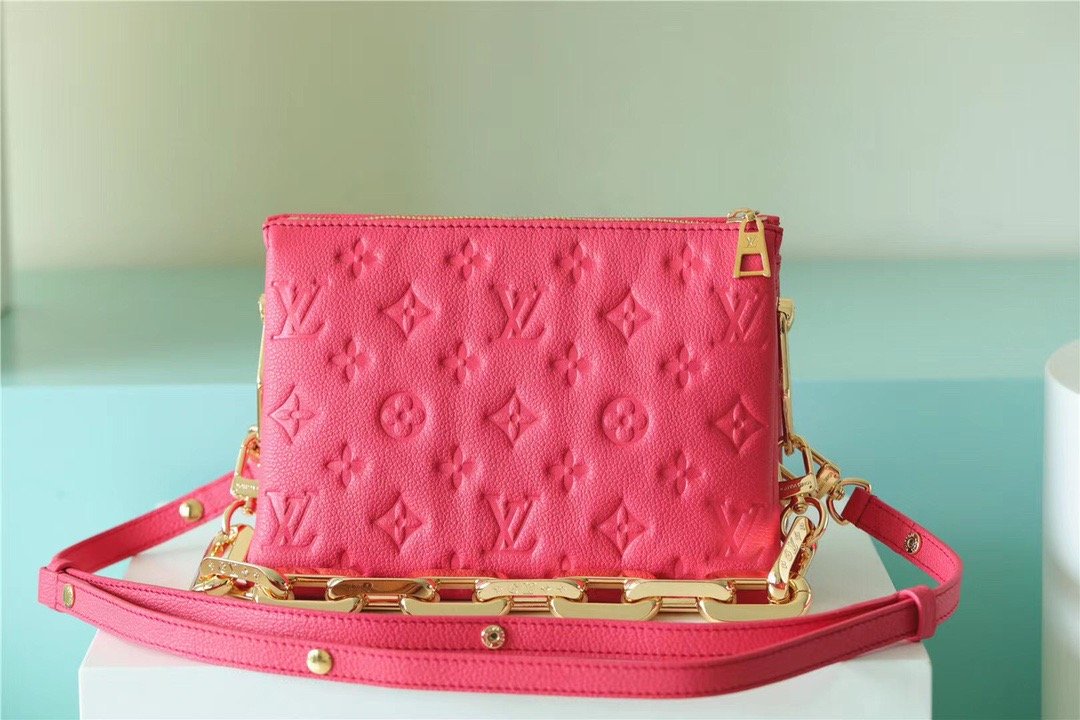 Top Quality Coussin BB Grain Fluo Pink For Women, Womens Bags, Shoulder And Crossbody Bags 8.3in/21cm Top Quality M20750