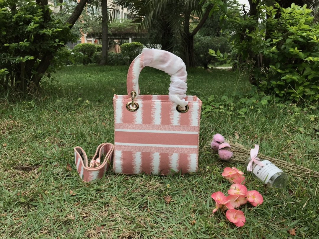 EN - New 1:1 rep  Bags DIR 254