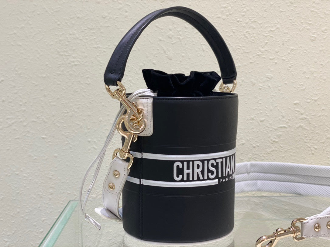 Top Quality Small Vibe Bucket Bag Black, For Women, Womens Handbags 5.5in/14cm CD M8703OOBR_M928