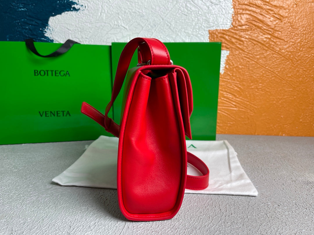 Top Quality Clip Bag Red, For Women, Women’s Bags 9in/23cm
