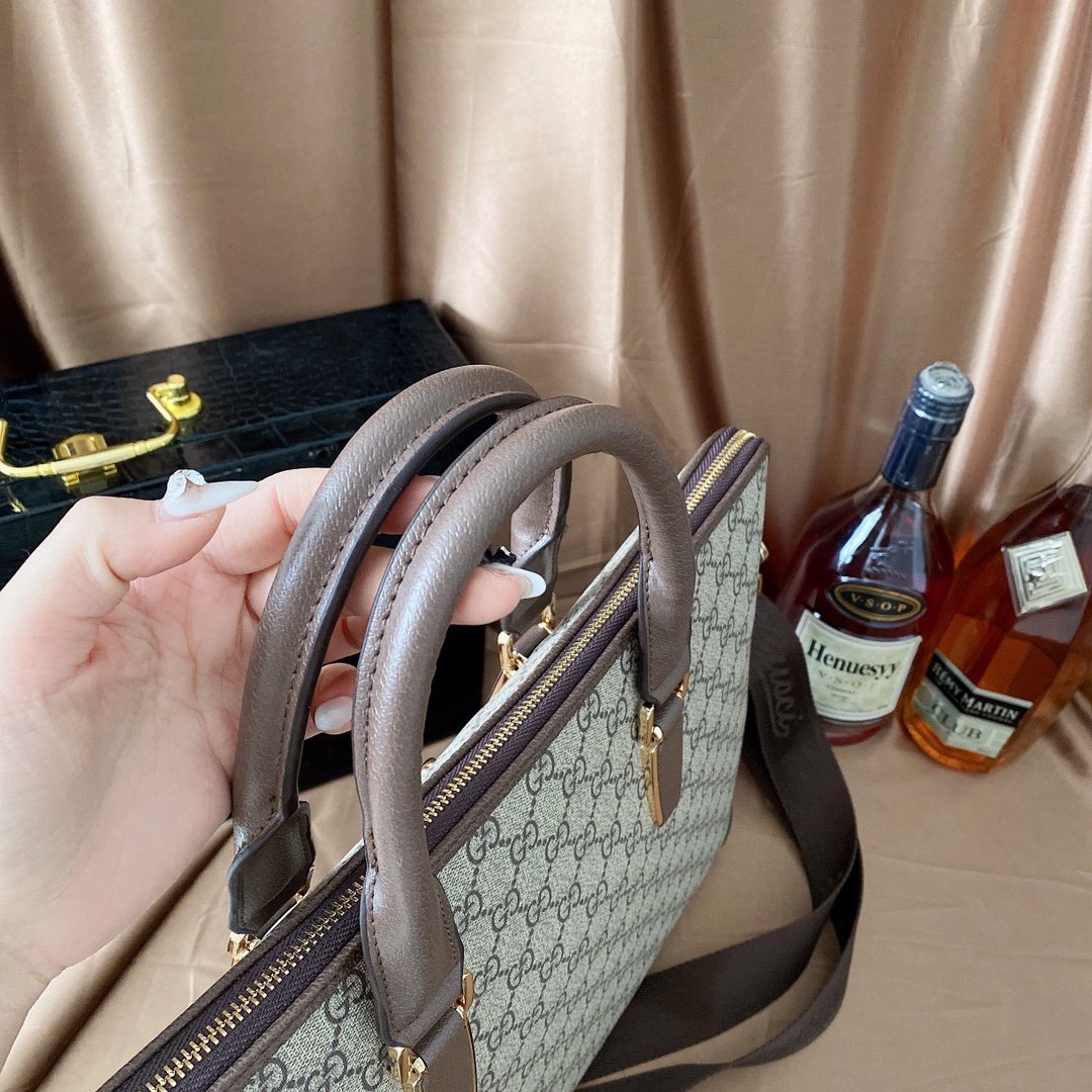 EN - New 1:1 rep  Bags GCI 165