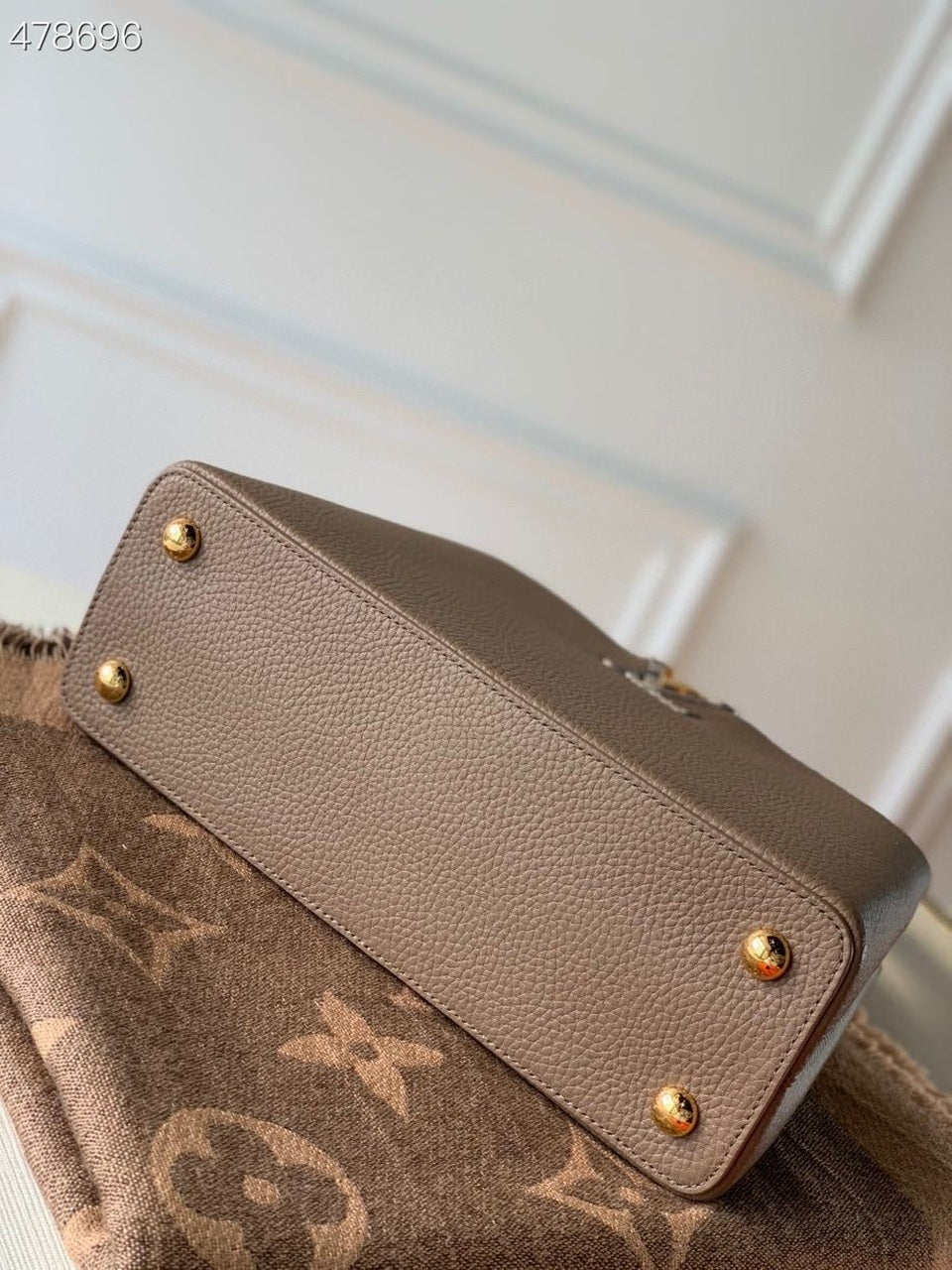 Top Quality Capucines BB Taurillon And Python Taupe Brown/Eau De Rose Pink For Women,  Shoulder And Crossbody Bags 10.4in/27cm Top Quality M57539