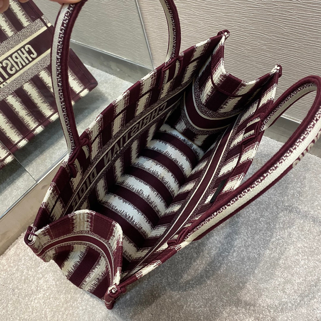 Top Quality MeTop Qualityum Book Tote Red D-Stripes Embroidery For Women 36cm/16.5in CD