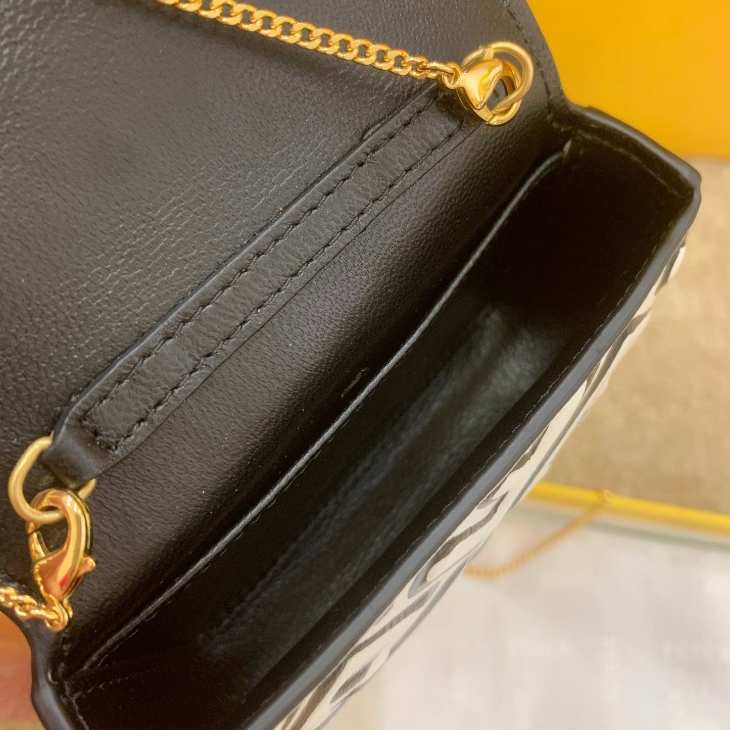 Top QualityTop Quality Nano Baguette Charm California Sky White For Women, Women’s Handbags, Shoulder And Crossbody Bags 4.3in/11cm FF 7AR844