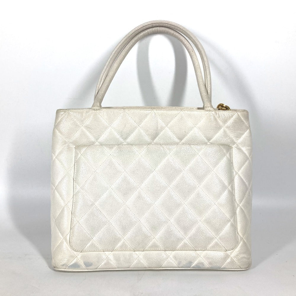 CHANEL Tote Bag A01804 Caviar skin white quilting matelasse CC COCO Mark   Tote Women