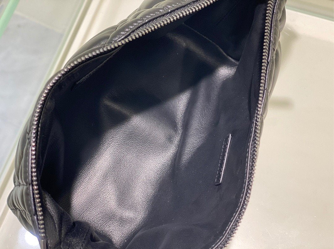 Top Quality MeTop Qualityum DYORTravel Nomad Pouch Black, For Women, Womens Handbags 8.5in/22cm CD S5554BMIG_M900