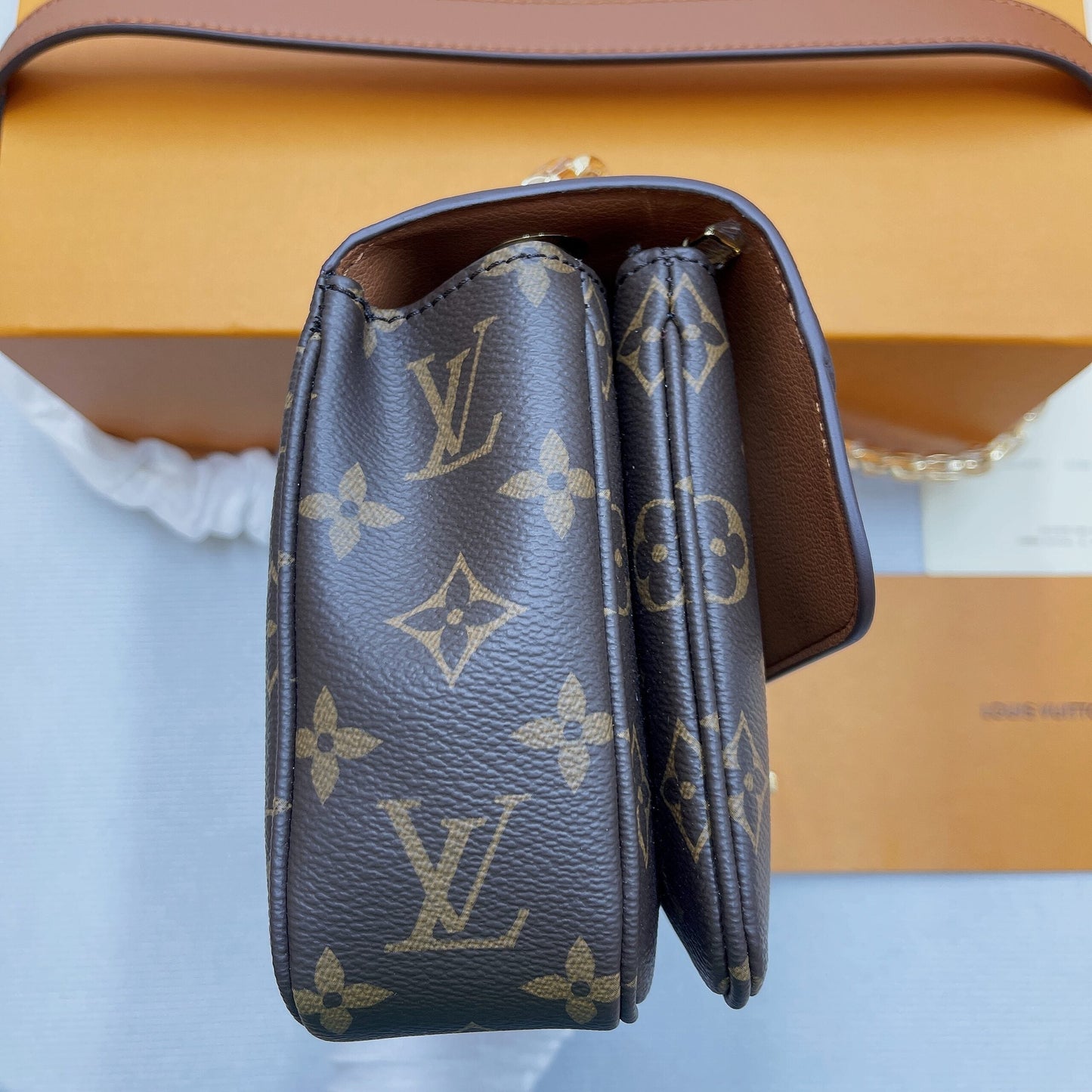 Top Quality Marceau Monogram Canvas Caramel Brown For Women,  Shoulder and Crossbody Bags 9.6in/24.5cm Top Quality M46127