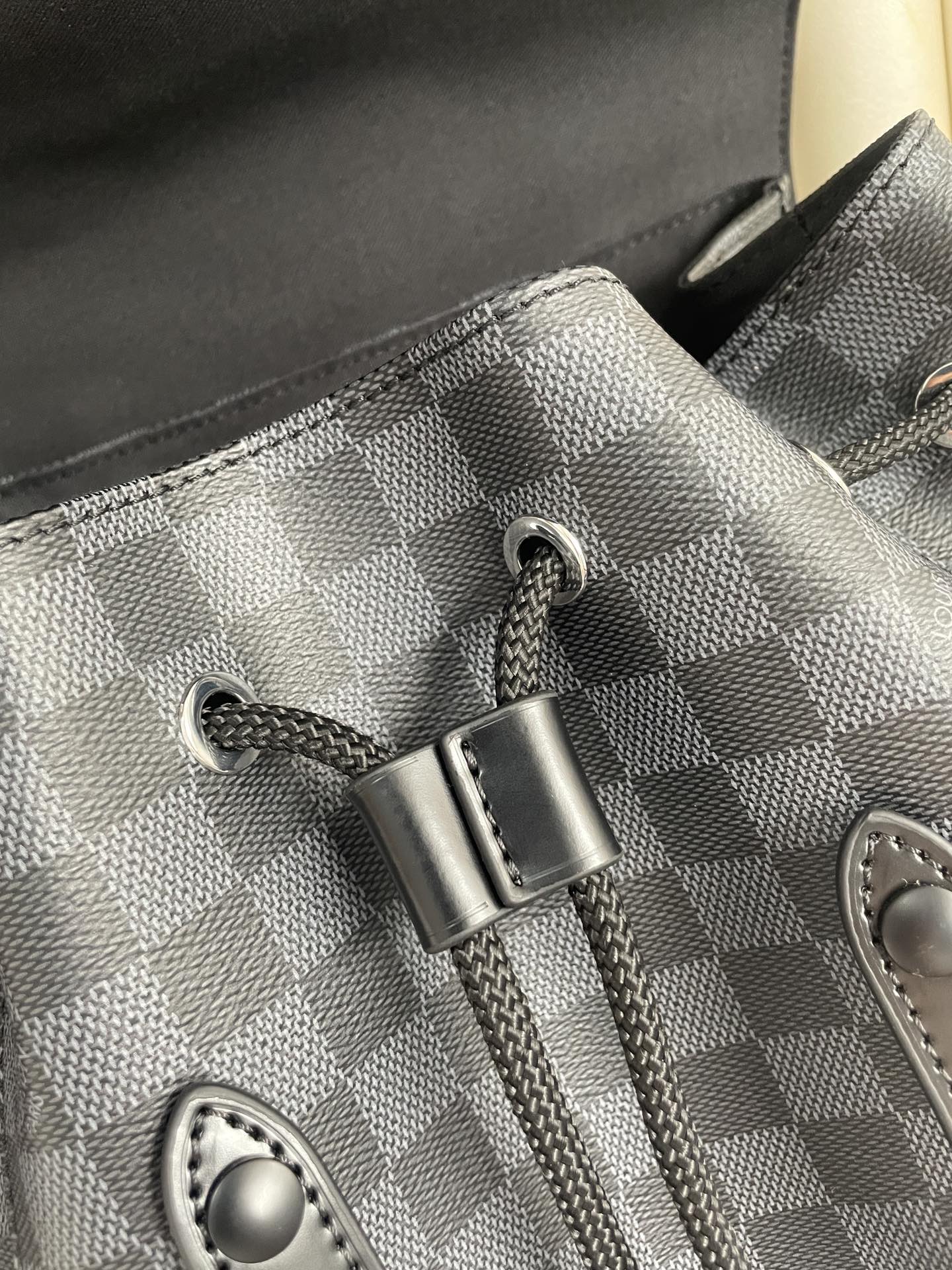 Top Quality Christopher PM Damier Graphite For Men, Bags, Backpack 17.3in/44cm Top Quality N41379