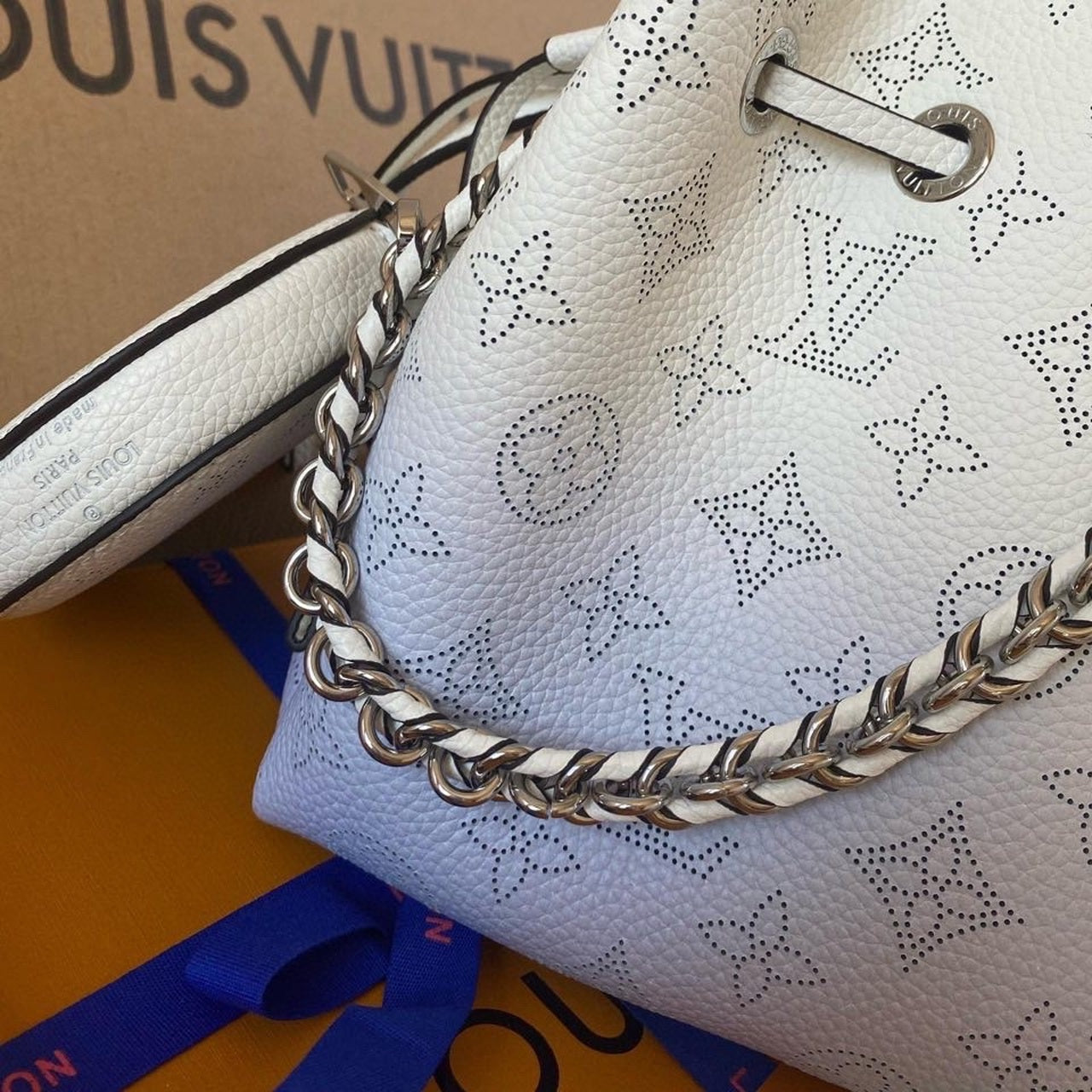 Top Quality Bella Bucket Bag Light Blue For Women,  Shoulder And Crossbody Bags 7.5in/19cm Top Quality M57856