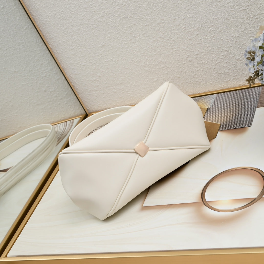 New 1:1 rep Lux Bags DIR 381