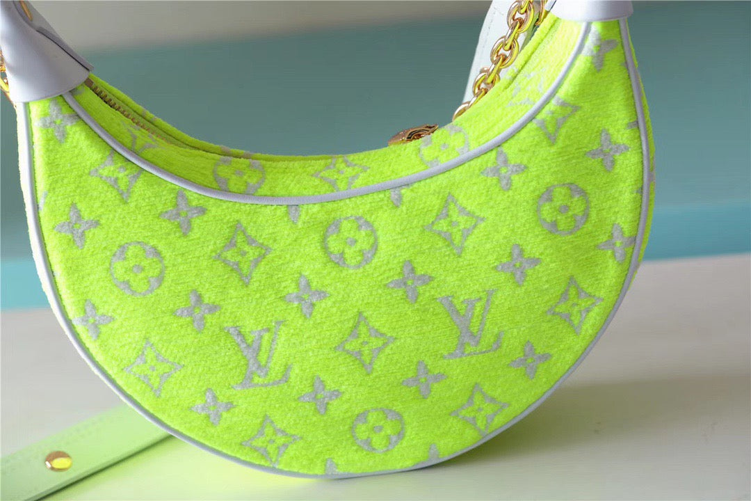Top Quality Loop Monogram Yellow For Women, Womens Handbags, Shoulder Bags And Crossbody Bags 9.1in/23cm Top Quality M81484