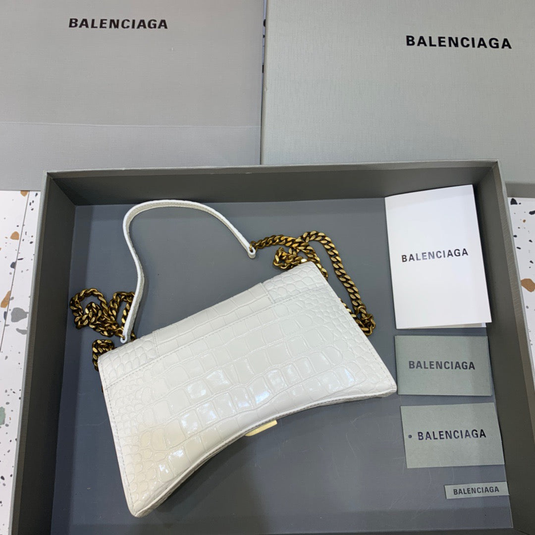 Top Quality Hourglass Wallet On Chain in White, For Women,  Bags 9in/23cm