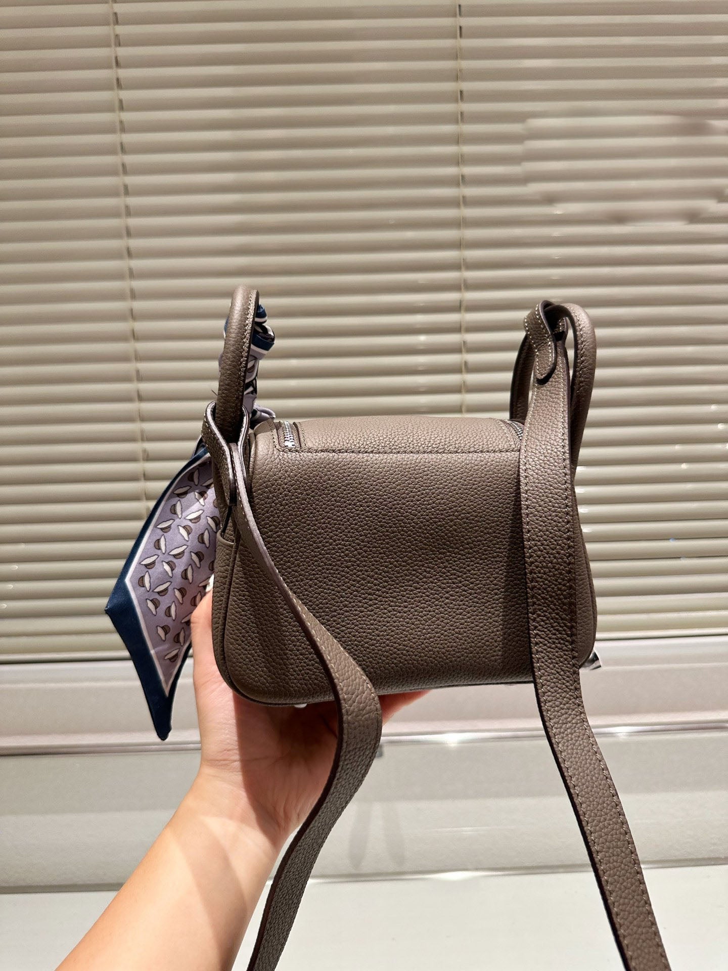 EN - New 1:1 rep  Bags HM 143