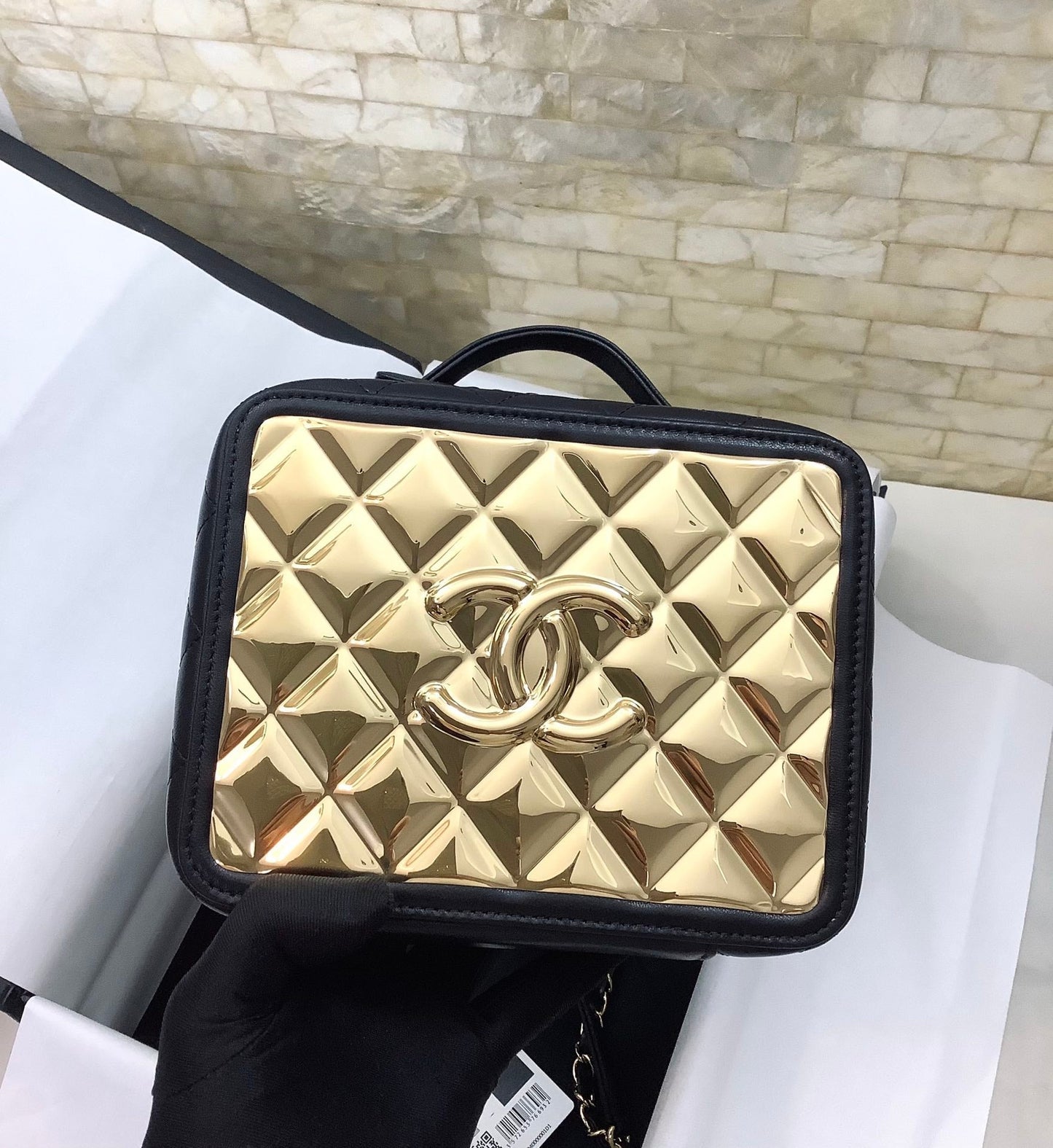 CHLVanity Case Black With Gold Metal For Women Handbags, Shoulder And Crossbody Bags 7.2in/19cm AS2900