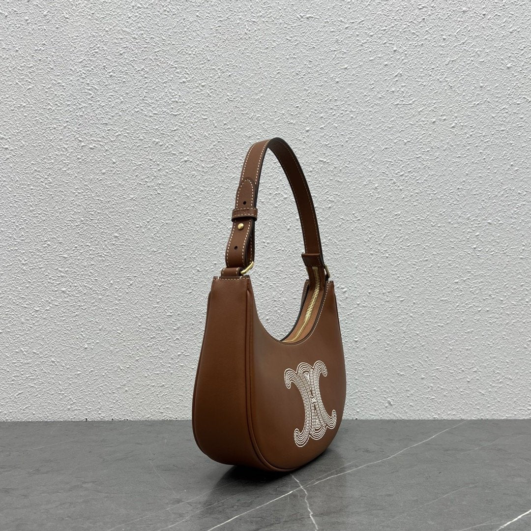 Top Quality Ava Bag With Triomphe Embroidery Tan For Women 9in/23cm 193953EFS.04LU