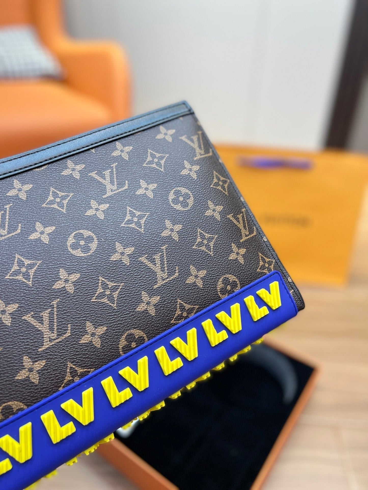 EN - New 1:1 rep Lux Bags LUV 531